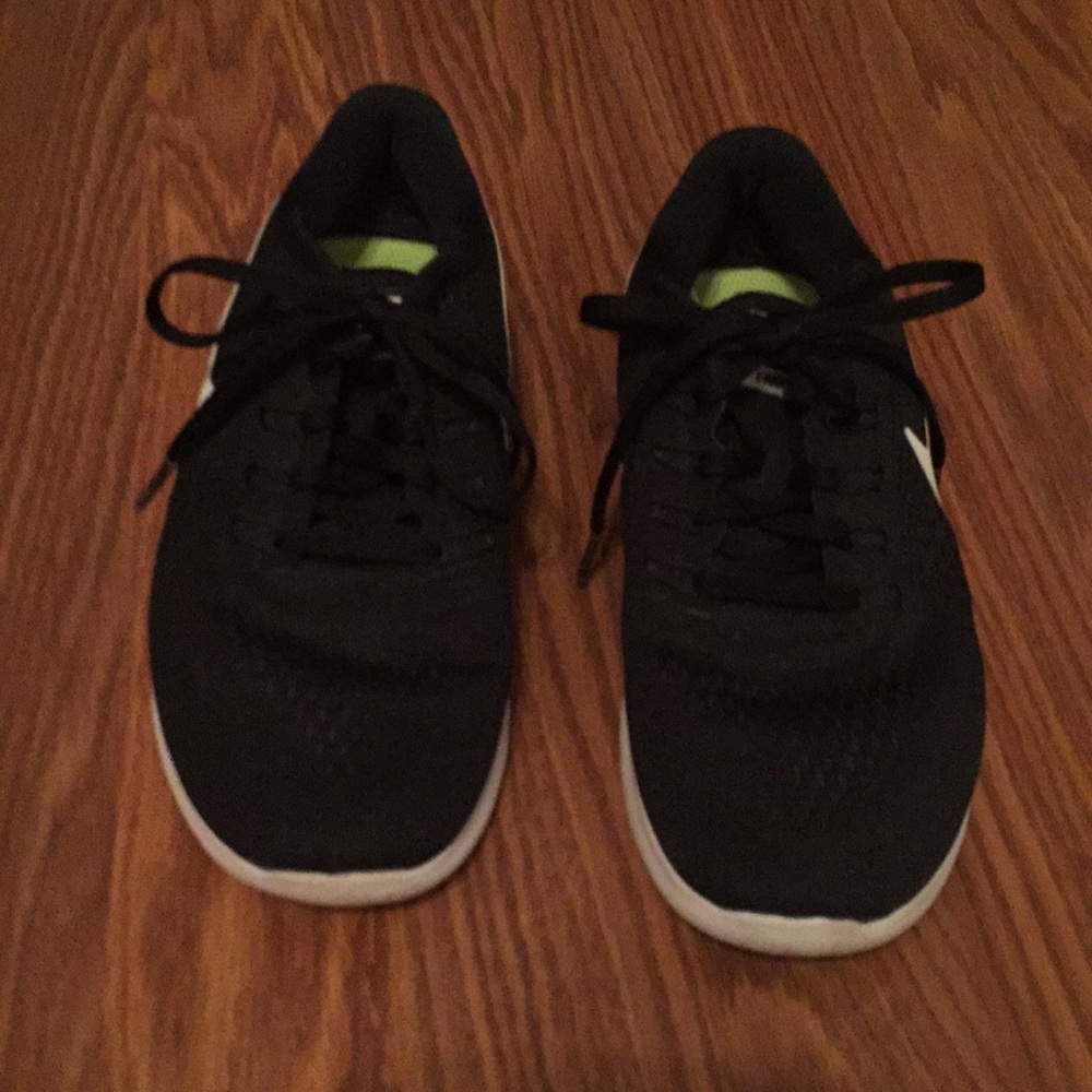 Black Nike Free